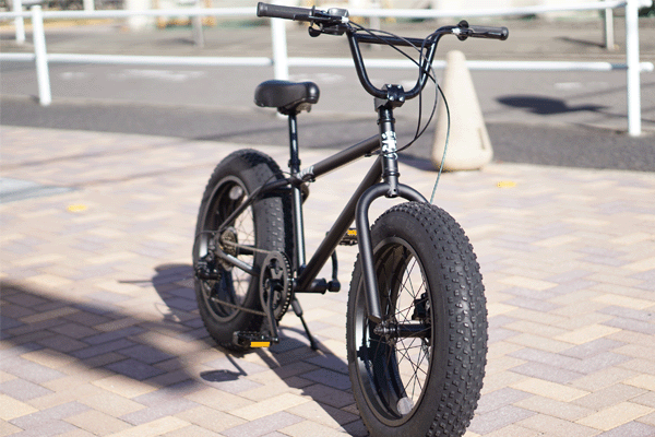 BRONX 20DD/20インチ 7段ギア – バズデザインサイクル BRONX 20DD/20インチ 7段ギア – バズデザインサイクル